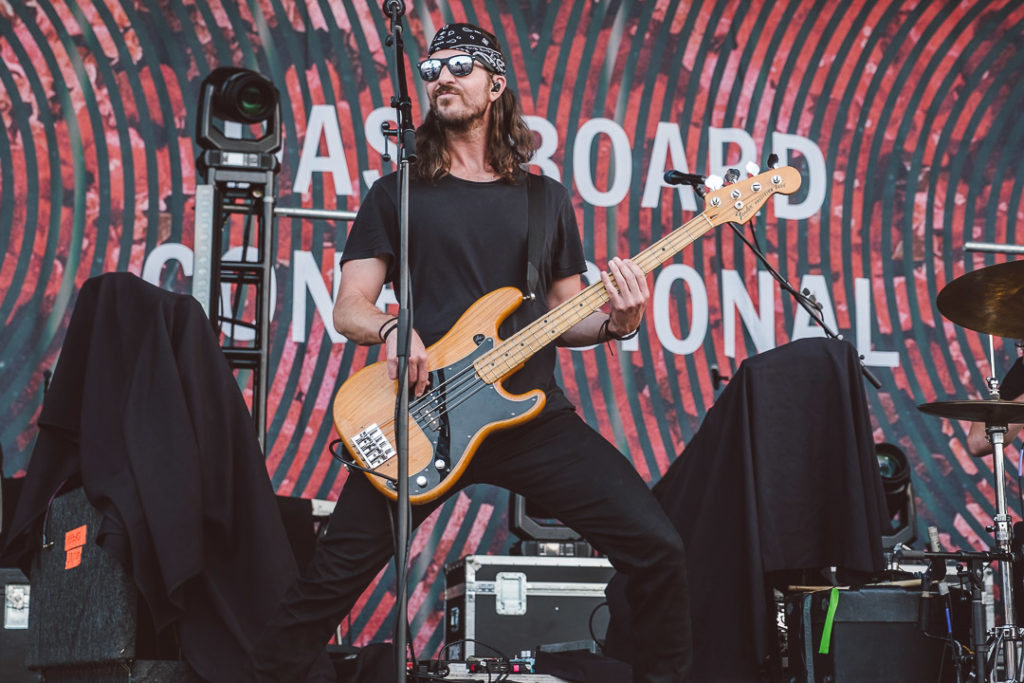 Hello Gone Days Tour Ft Cartel, Andrew McMohan & Dashboard